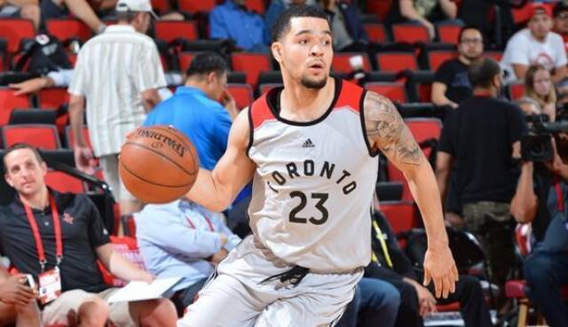 赛场争夺中 赛场争夺中