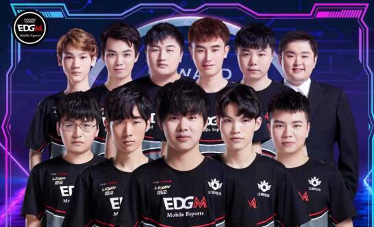 凭借稳健的 凭借稳健的